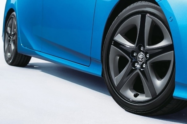 プリウス_TNGA_サスペンション_A“ツーリングセレクション”(2WD)